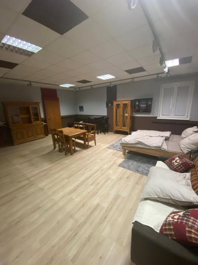 Nous Cafe & Restaurant Hotel Krumnussbaum Eksteriør billede